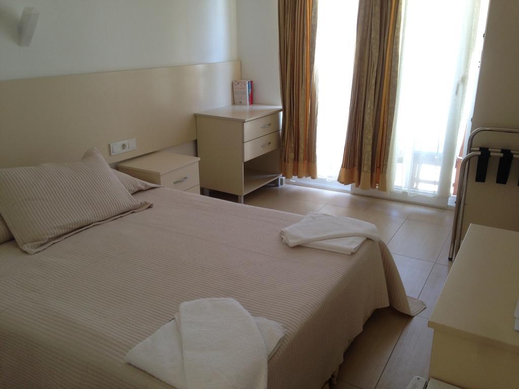 Acelya Hotel ออร์ทาเคนท์ ภายนอก รูปภาพ