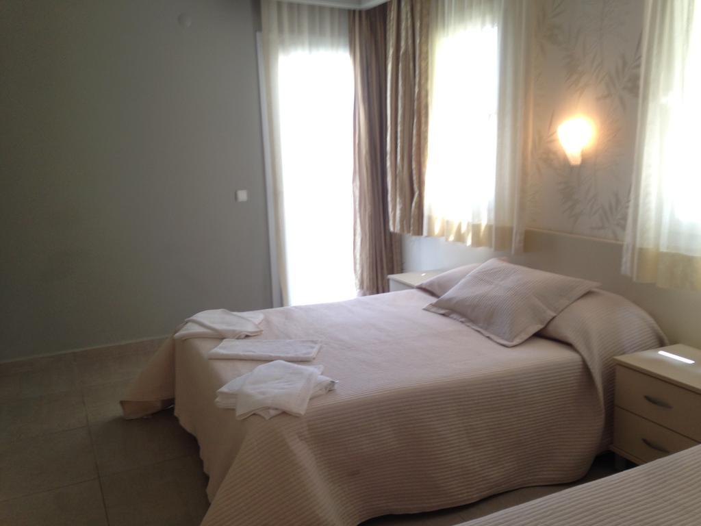 Acelya Hotel ออร์ทาเคนท์ ภายนอก รูปภาพ